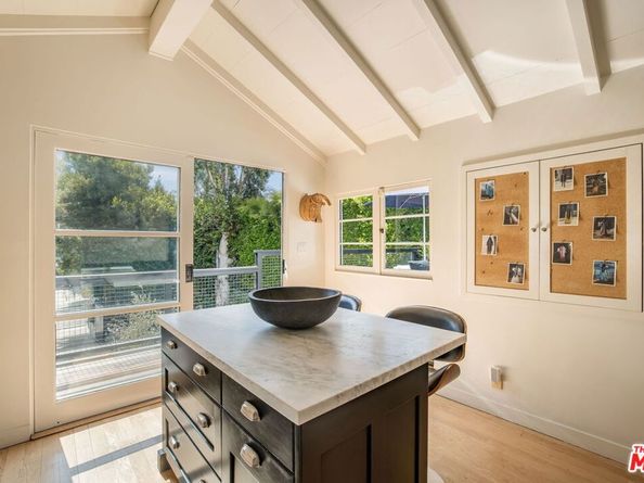 8917 Dorrington Avenue, West Hollywood CA 90048