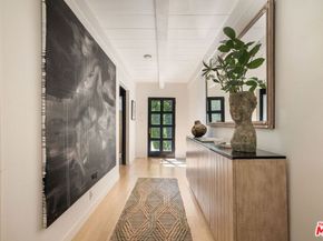 8917 Dorrington Avenue, West Hollywood CA 90048