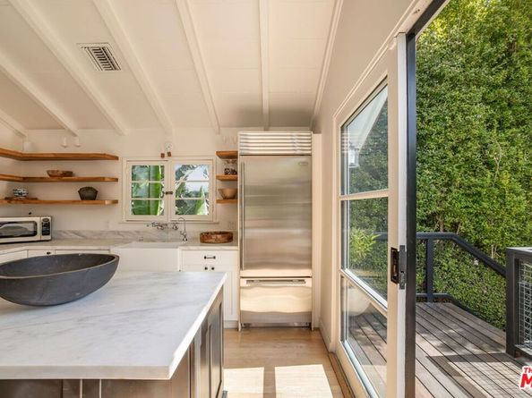 8917 Dorrington Avenue, West Hollywood CA 90048