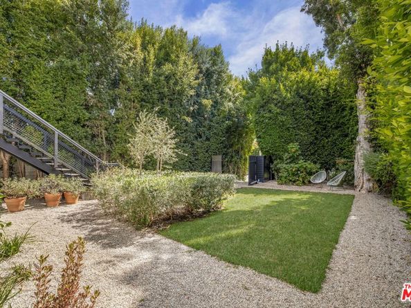 8917 Dorrington Avenue, West Hollywood CA 90048