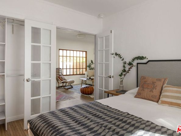 9204 National Boulevard, Los Angeles CA 90034