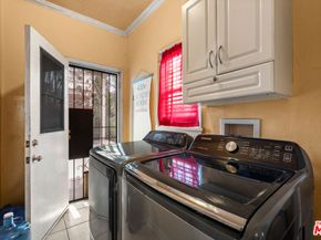 1722 W 79th Street, Los Angeles CA 90047