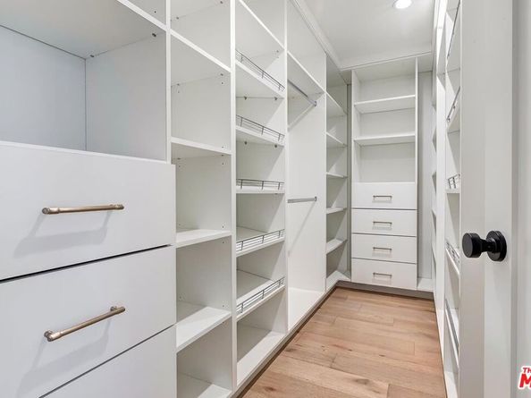 2554 Amherst Avenue, Los Angeles CA 90064