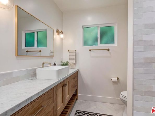 2554 Amherst Avenue, Los Angeles CA 90064