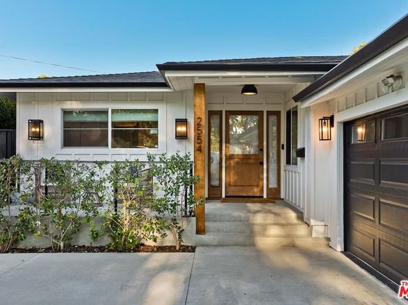 2554 Amherst Avenue, Los Angeles CA 90064
