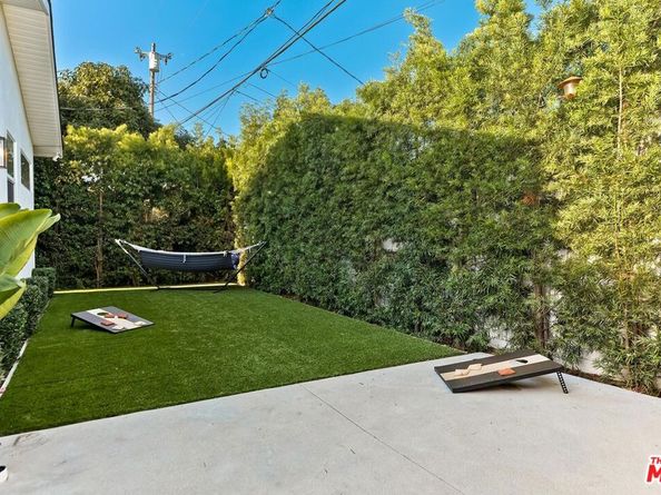 2554 Amherst Avenue, Los Angeles CA 90064