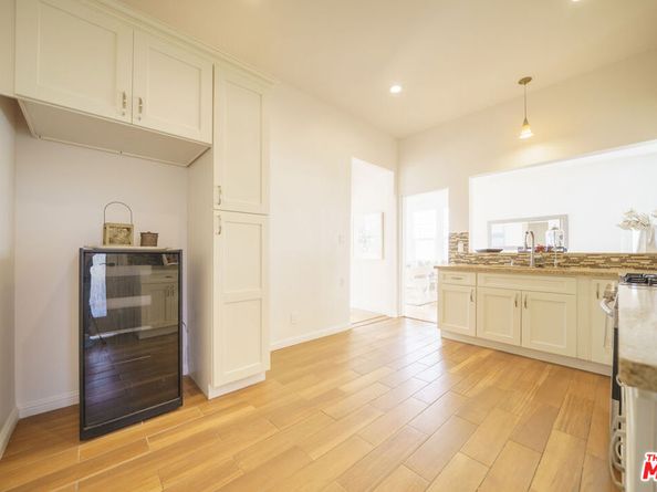 1159 S Norton Avenue, Los Angeles CA 90019