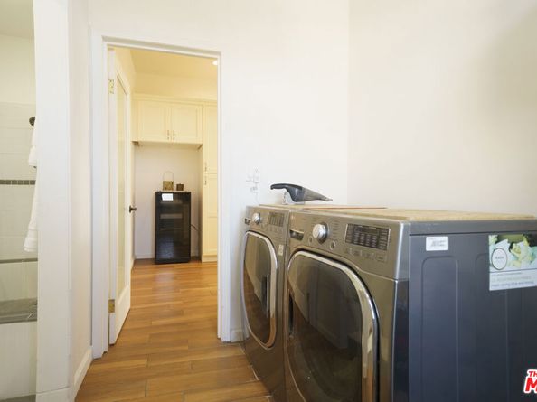 1159 S Norton Avenue, Los Angeles CA 90019