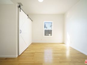 1159 S Norton Avenue, Los Angeles CA 90019