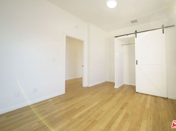 1159 S Norton Avenue, Los Angeles CA 90019