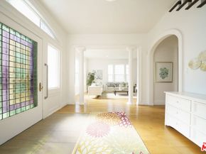 1159 S Norton Avenue, Los Angeles CA 90019