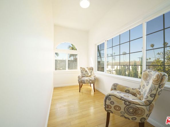 1159 S Norton Avenue, Los Angeles CA 90019