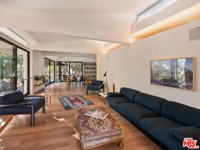 176 Jaxine Drive, Altadena CA 91001