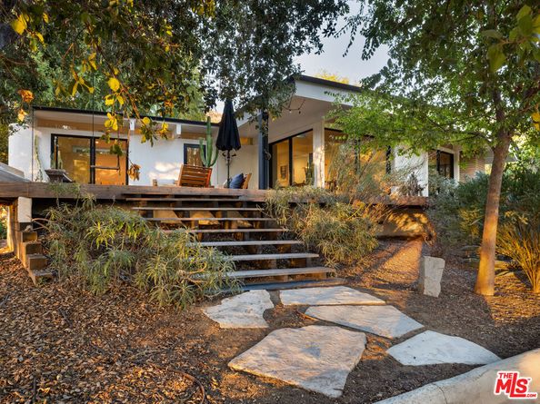 176 Jaxine Drive, Altadena CA 91001