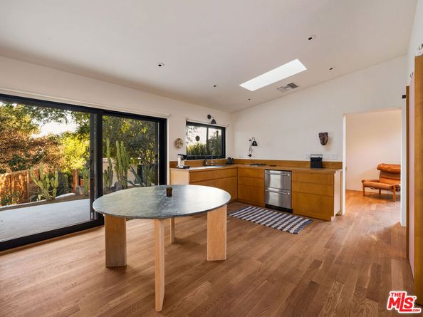 176 Jaxine Drive, Altadena CA 91001
