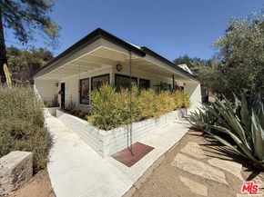 176 Jaxine Drive, Altadena CA 91001