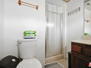 7422 Hazeltine Avenue 3, Van Nuys CA 91405