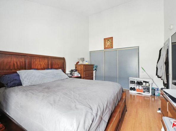 7422 Hazeltine Avenue 3, Van Nuys CA 91405