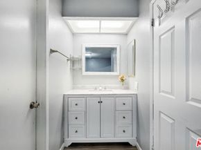 7422 Hazeltine Avenue 3, Van Nuys CA 91405