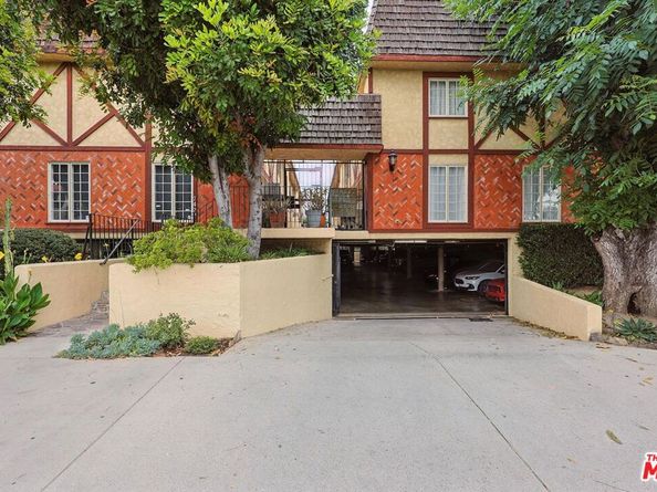 7422 Hazeltine Avenue 3, Van Nuys CA 91405