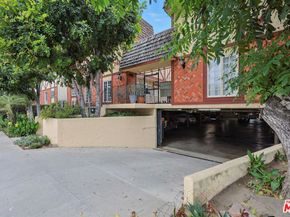 7422 Hazeltine Avenue 3, Van Nuys CA 91405