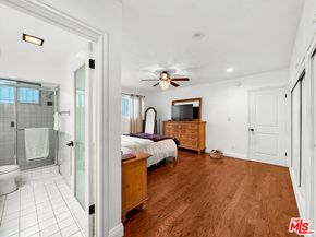 3320 Griffith Park Boulevard 4, Los Angeles CA 90027