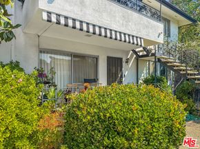 3320 Griffith Park Boulevard 4, Los Angeles CA 90027