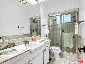 3320 Griffith Park Boulevard 4, Los Angeles CA 90027