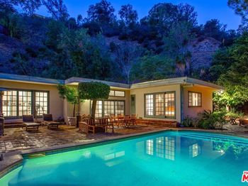 10216 Cielo Drive