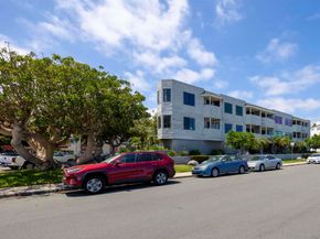 3955 Honeycutt St 201, San Diego CA 92109