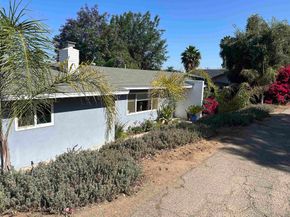 1190 Robertson Dr, Escondido CA 92025