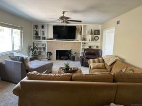 1190 Robertson Dr, Escondido CA 92025