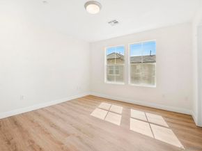 1647 Sweet Gum Pl, Chula Vista CA 91915