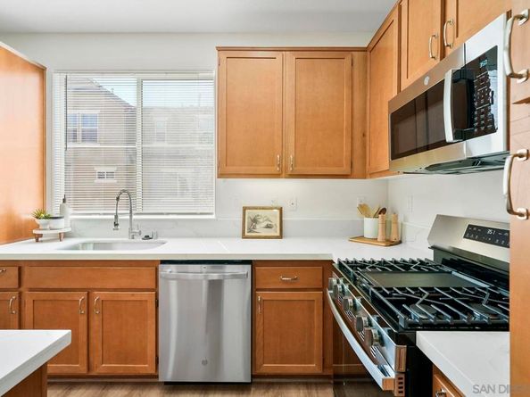 1647 Sweet Gum Pl, Chula Vista CA 91915
