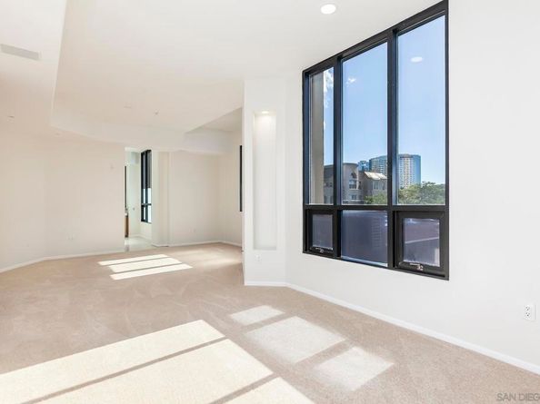 611 W G St 321, San Diego CA 92101