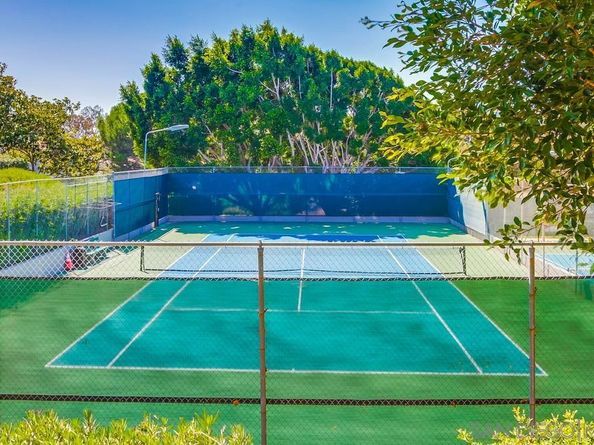 2223 Caminito Preciosa Sur, La Jolla CA 92037