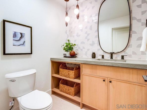 2223 Caminito Preciosa Sur, La Jolla CA 92037