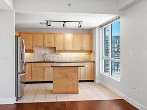 1240 India St 2105, San Diego CA 92101