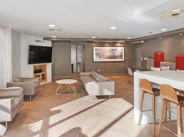 1240 India St 2105, San Diego CA 92101