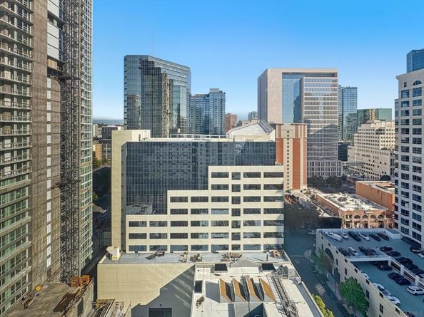 1240 India St 2105, San Diego CA 92101