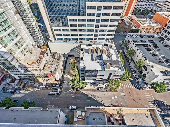 1240 India St 2105, San Diego CA 92101