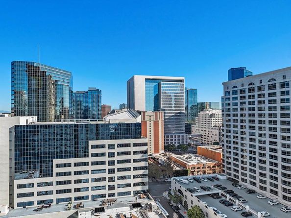 1240 India St 2105, San Diego CA 92101