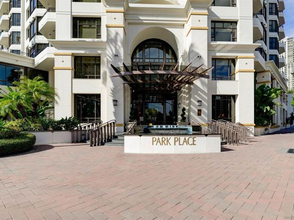 700 W Harbor Dr 1805, San Diego CA 92101