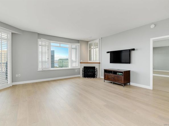 700 W Harbor Dr 1805, San Diego CA 92101