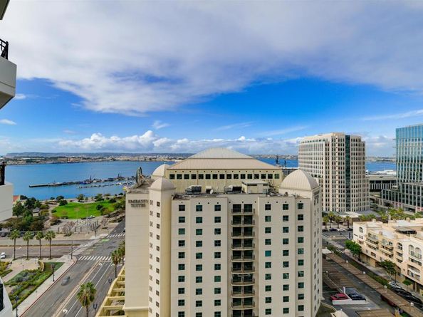 700 W Harbor Dr 1805, San Diego CA 92101