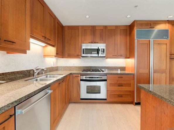 700 W Harbor Dr 1805, San Diego CA 92101
