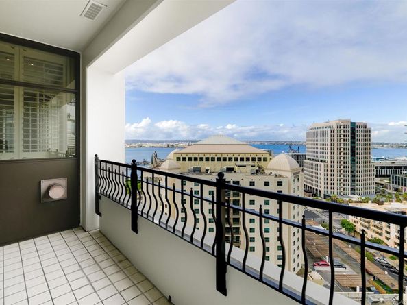 700 W Harbor Dr 1805, San Diego CA 92101