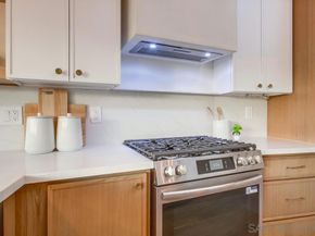 1750 Washington Pl, San Diego CA 92103