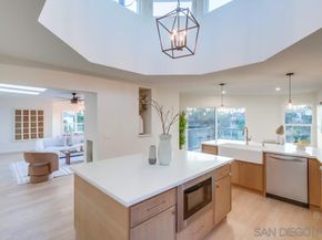 1750 Washington Pl, San Diego CA 92103