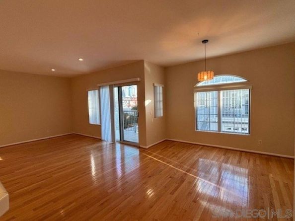 8641 Via Mallorca Unit D, La Jolla CA 92037